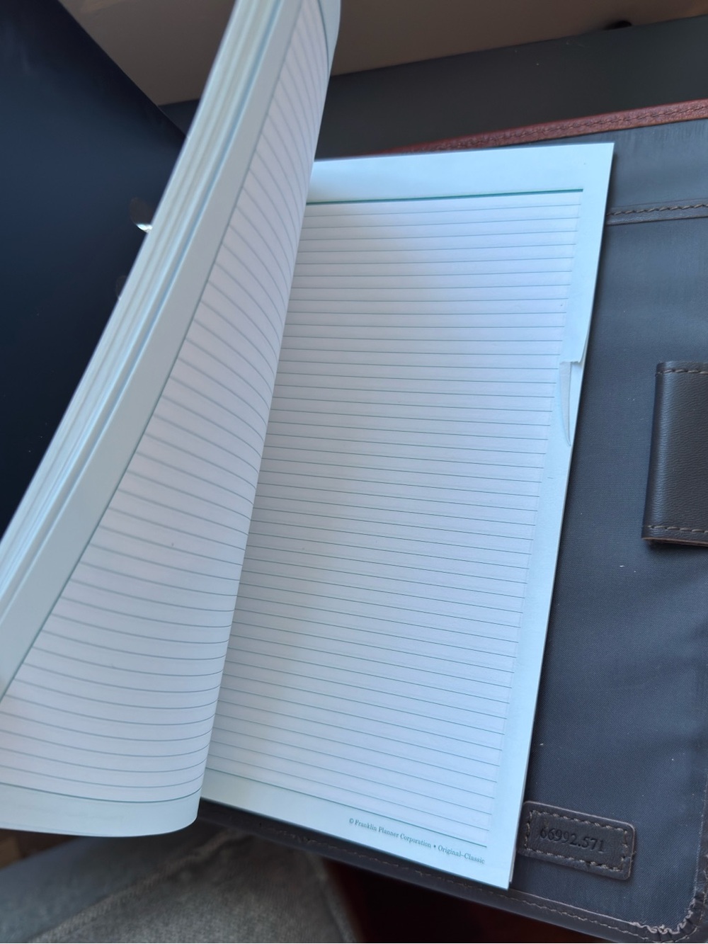 Franklin Covey Two-Tone Leather Portfolio - Chestnut and Dark Brown - Picture 3 of 5
